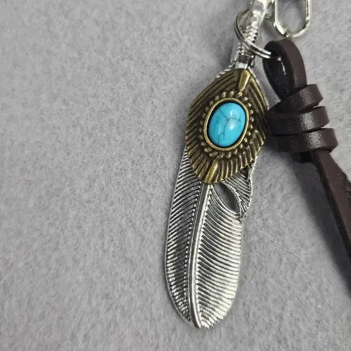 [BUNJANG] Handmade Leather, Turquoise, Metal Feather Keyring / 핸드메이드 레더스트링 터키석 메탈페더 키링 ( OS ) / 11530