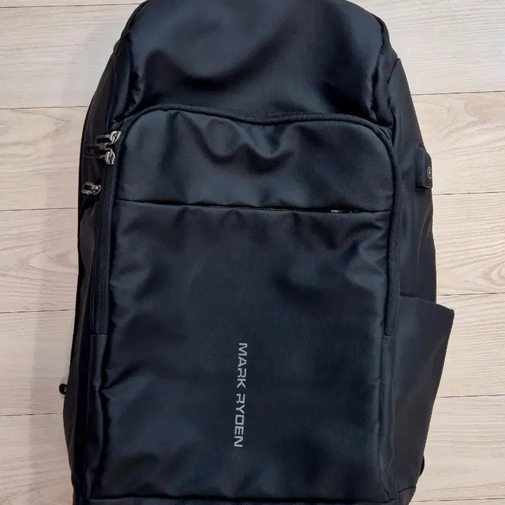 [BUNJANG] Mark Ryden Backpack - Business/Student Edition / 마크라이든 백팩 학생용 비지니스용 노트북 가능 A급