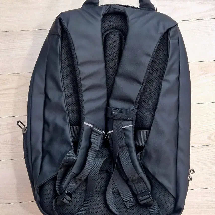 [BUNJANG] Mark Ryden Backpack - Business/Student Edition / 마크라이든 백팩 학생용 비지니스용 노트북 가능 A급