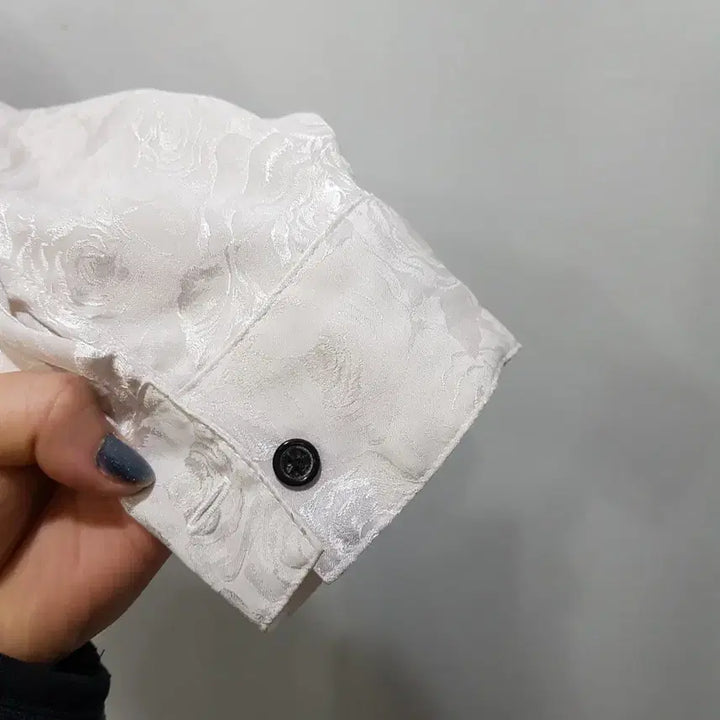 [SOLD OUT] JPN 빈티지 장미 패턴 오버핏 긴팔 롱 블라우스 여L Q45