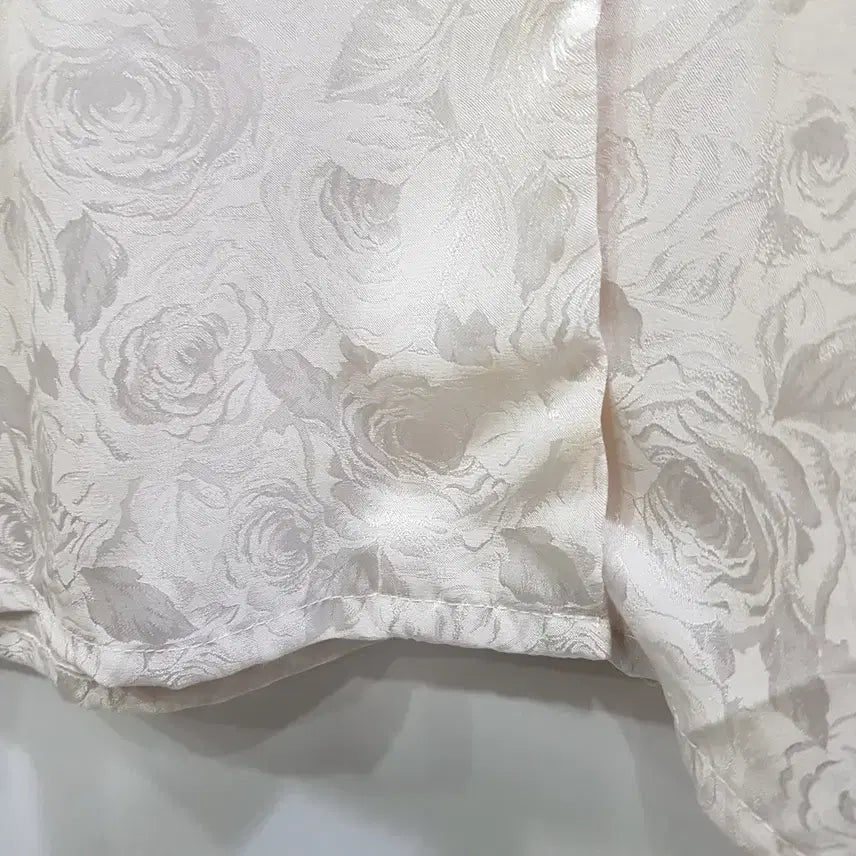 [SOLD OUT] JPN 빈티지 장미 패턴 오버핏 긴팔 롱 블라우스 여L Q45