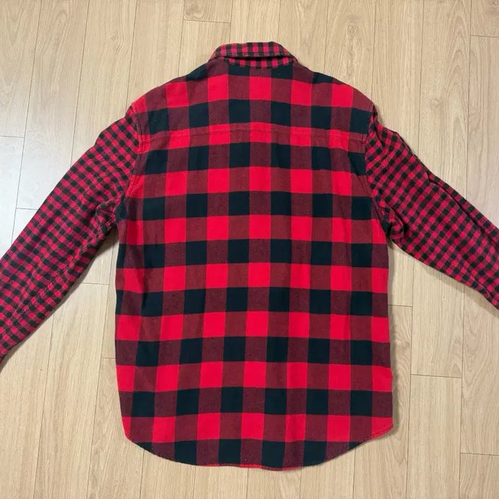 [BUNJANG] Calvin Klein Red Black Asymmetrical Check Shirt / CK캘빈클라인 진 레드 블랙 언발체크 셔츠남방