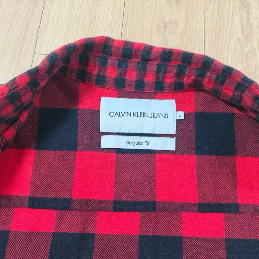 [BUNJANG] Calvin Klein Red Black Asymmetrical Check Shirt / CK캘빈클라인 진 레드 블랙 언발체크 셔츠남방