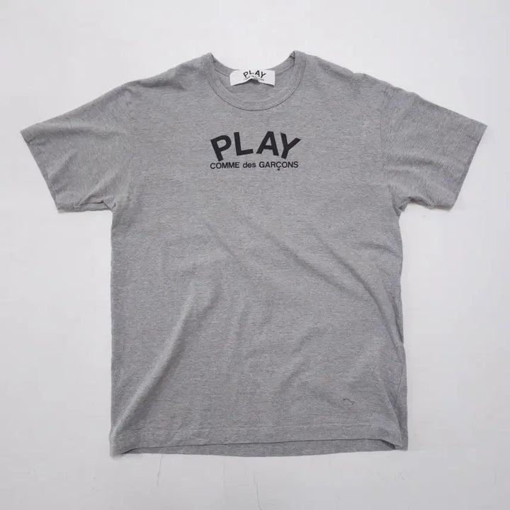 [SOLD OUT] XL) 꼼데가르송 백 하트 반팔티