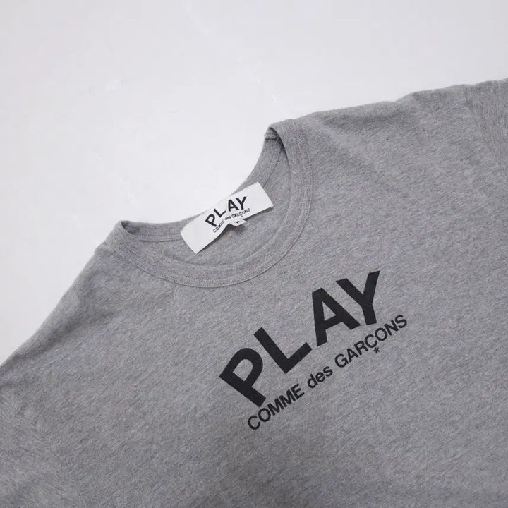 [SOLD OUT] XL) 꼼데가르송 백 하트 반팔티