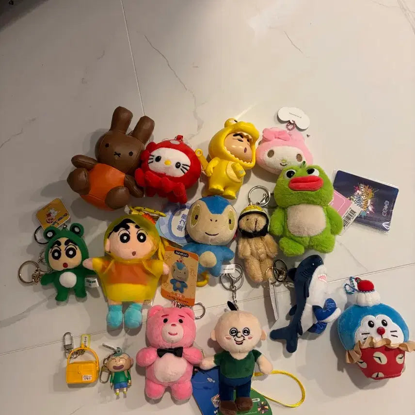 [BUNJANG] Various Cartoon Character Keyring Dolls / 개당 3처넌 ) 캐릭터 키링 인형 모음전 신짱구 도라에몽 산리오