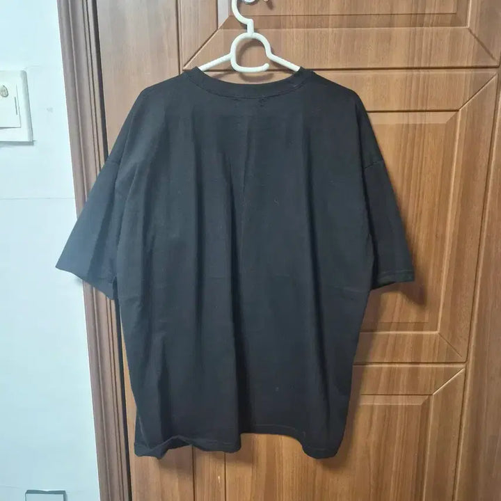 [BUNJANG] Hello Kitty Black Oversized T-Shirt / 헬로키티 반팔 티셔츠