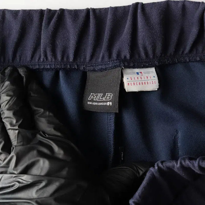 [BUNJANG] MLB Side Line Track Pants (Navy) / MLB 사이드라인 로고 테이프 트랙 팬츠 82