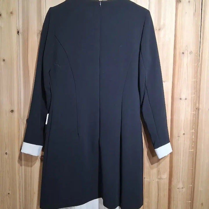 [BUNJANG] Black Long Dress with Pocket Detail / 블랙 롱 원피스 포켓 디테일