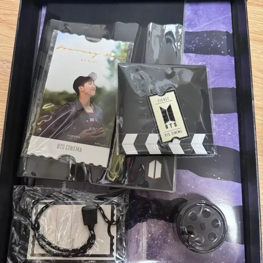 [BUNJANG] BTS ARMY Membership Kit 3, 4, 5, 6 / 방탄소년단 ARMY 3,4,5,6기 아미집