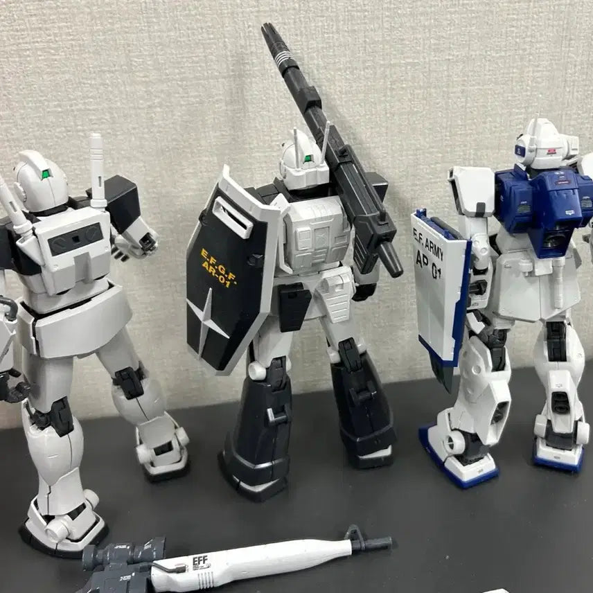[BUNJANG] MG White Dingo Team Model Kit / MG 화이트 딩고 소대