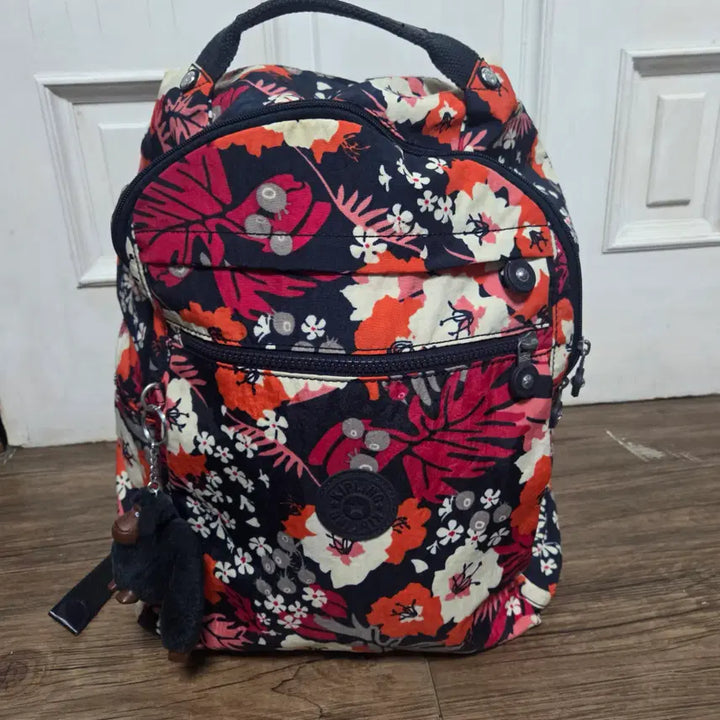 [BUNJANG] Kipling Flower Backpack Travel Bag / 키플링 플라워 백팩 여행가방