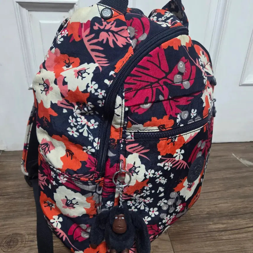 [BUNJANG] Kipling Flower Backpack Travel Bag / 키플링 플라워 백팩 여행가방