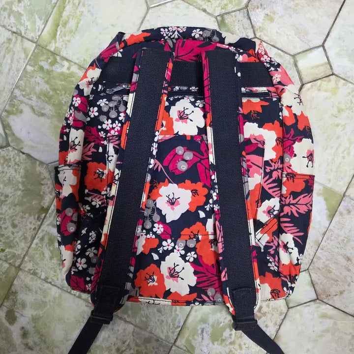 [BUNJANG] Kipling Flower Backpack Travel Bag / 키플링 플라워 백팩 여행가방