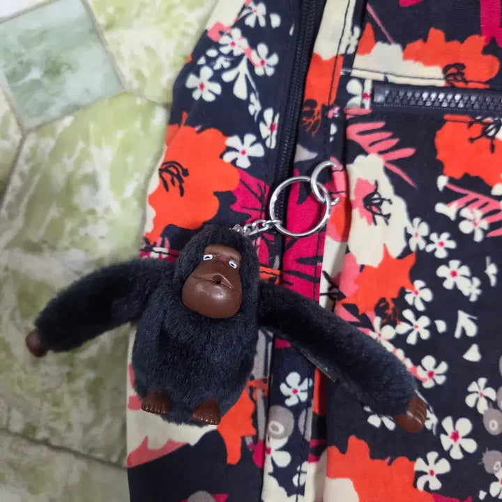[BUNJANG] Kipling Flower Backpack Travel Bag / 키플링 플라워 백팩 여행가방