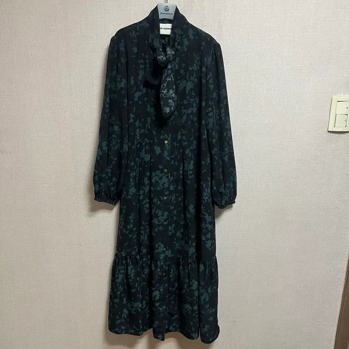 [BUNJANG] Karl Lagerfeld Frill Long Dress / 칼라거펠트 프릴 롱원피스(55)