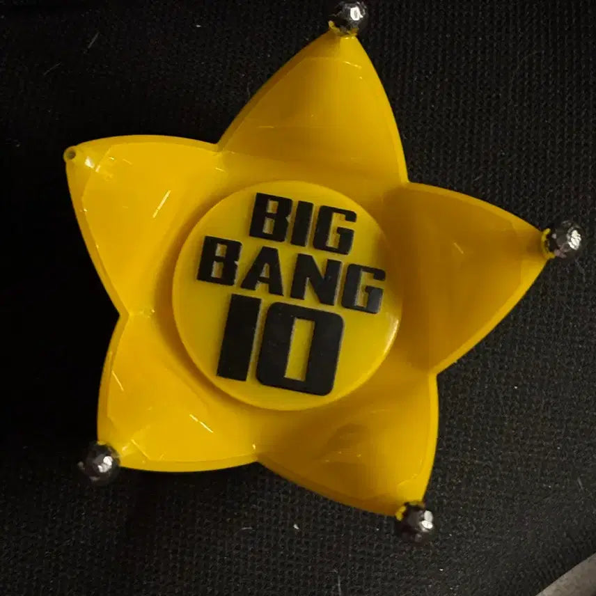 [BUNJANG] BIGBANG Official Light Stick Bundle / 빅뱅 응원봉 벌포 화이트&amp;10주년 헤드 뱅봉