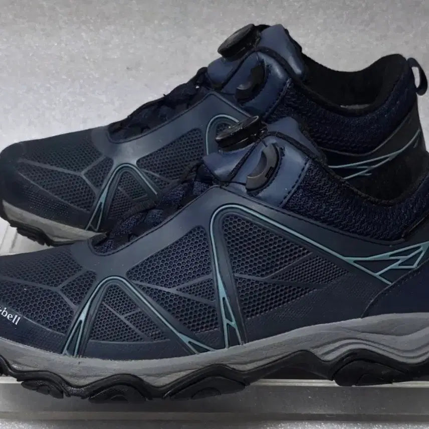 [BUNJANG] Mont-Bell Waterproof Hiking Boots (BOA Dial) - Men&