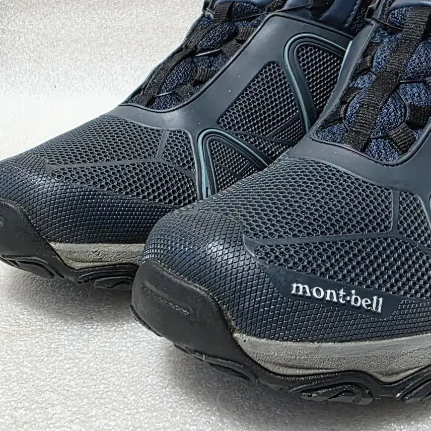 [BUNJANG] Mont-Bell Waterproof Hiking Boots (BOA Dial) - Men&