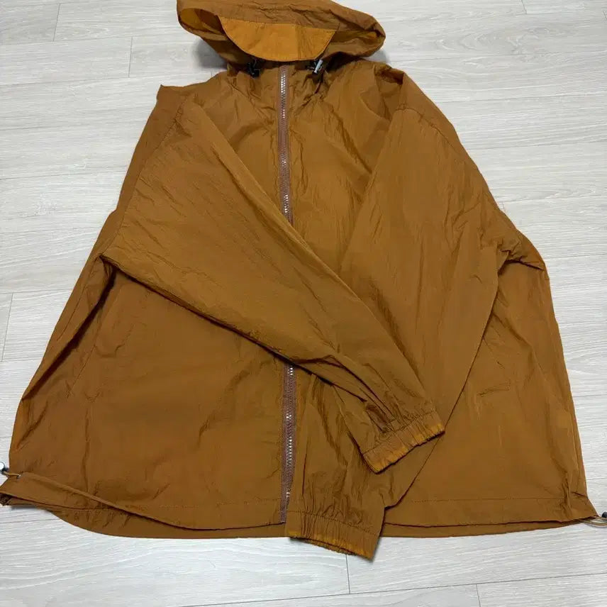 [BUNJANG] Windbreaker Jacket (XL) / 남자 바람막이 얇아요 ( 엑라정도)