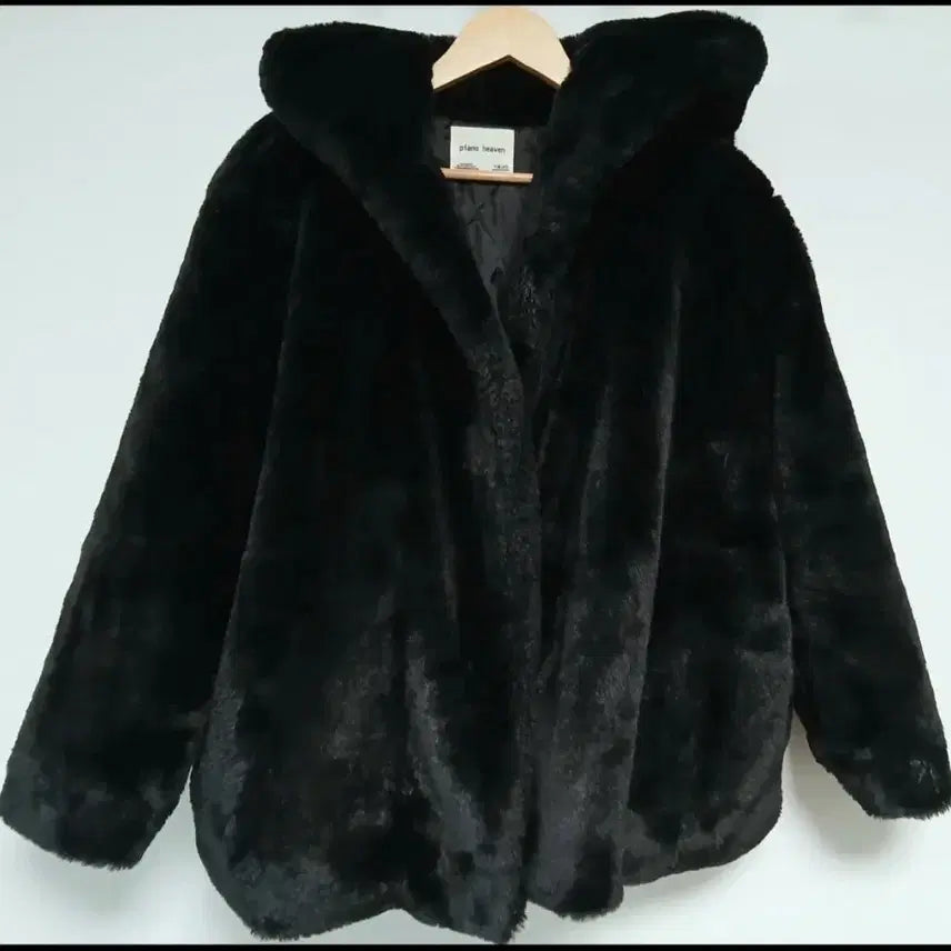 [BUNJANG] Piano Heaven Black Hooded Fur Coat / Piano Heaven 블랙 후드 퍼 코트