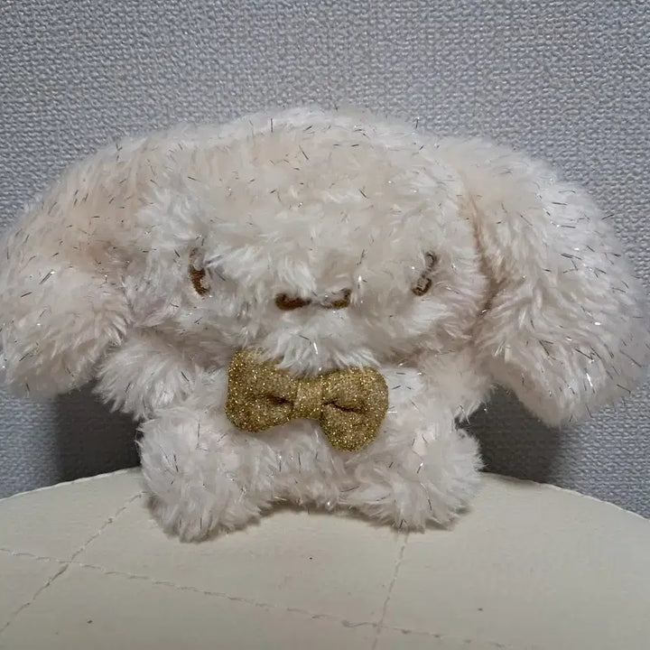 [BUNJANG] Sanrio Cinnamoroll Glitter Gold Doll Keychain / 산리오 시나모롤 반짝이골드 인형 키링