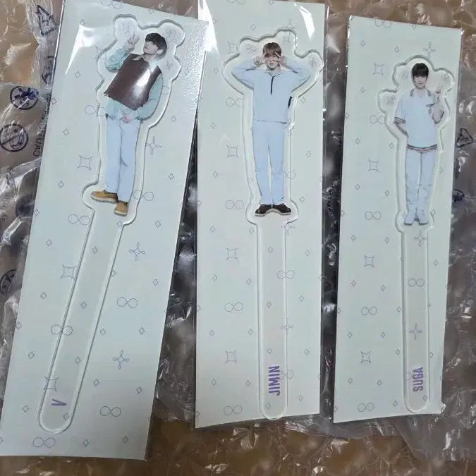 [BUNJANG] BTS Jimin, Taehyung, Suga Photo Prop / 방탄소년단 bts  포토프롭 소우주 지민 태형 슈가