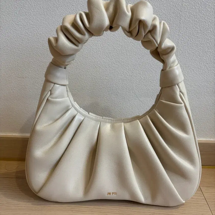 [BUNJANG] JW Pei Gabbi Bag Ivory / jw pei 쥬페이 가비백 아이보리