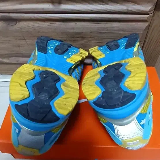 [SOLD OUT] K2의 고어텍스 트레킹화(275mm)