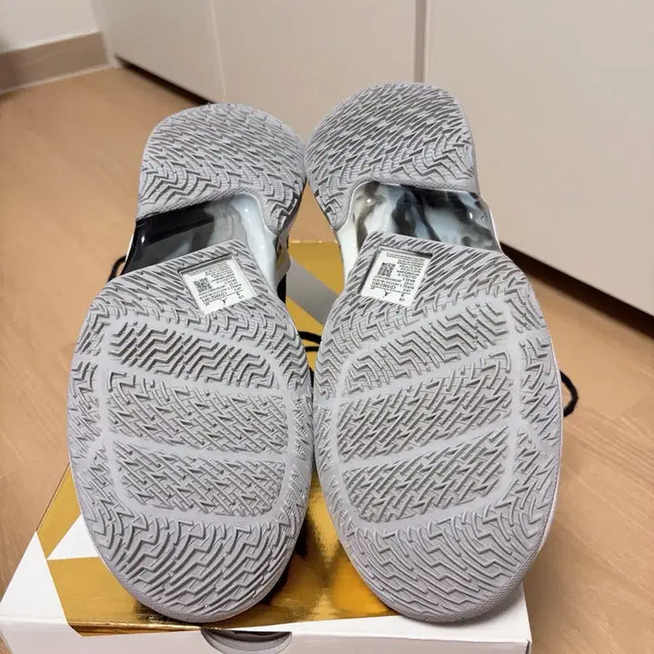 [BUNJANG] Why Not Zer0.3 Sneakers / 와이낫제로3 교환 환영