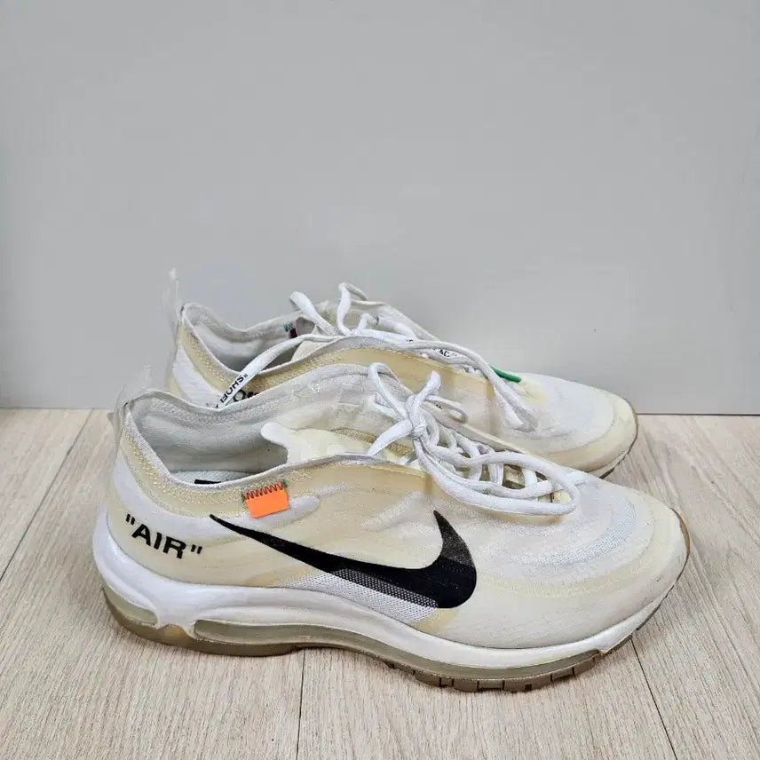 [BUNJANG] Nike Air Max 97 Off-White (AJ4585-100) Sneakers / [250mm]나이키 에어맥스97 오프화이트(AJ4585-100)
