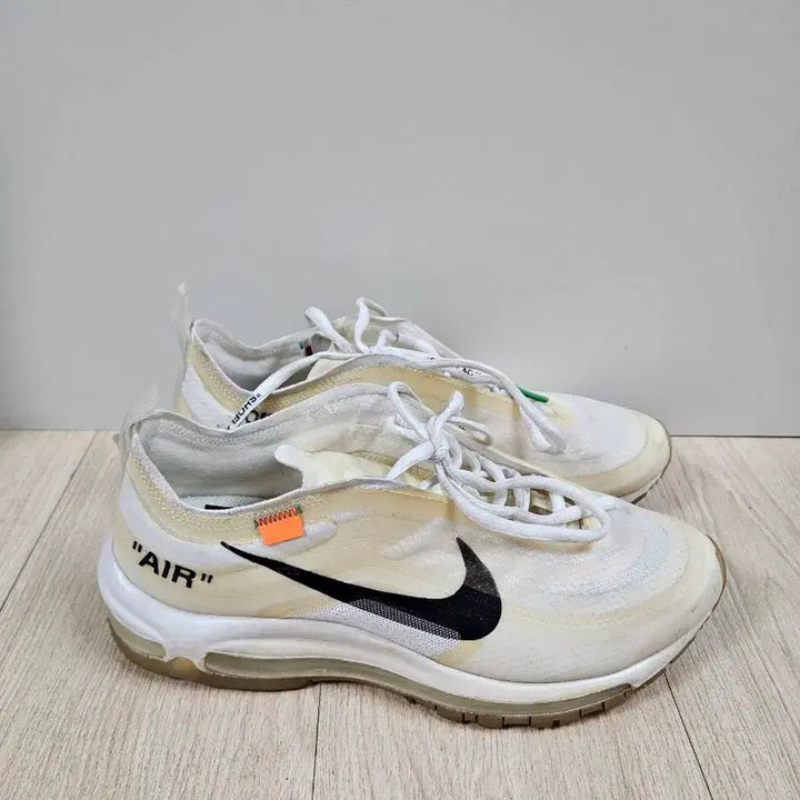 [BUNJANG] Nike Air Max 97 Off-White (AJ4585-100) Sneakers / [250mm]나이키 에어맥스97 오프화이트(AJ4585-100)