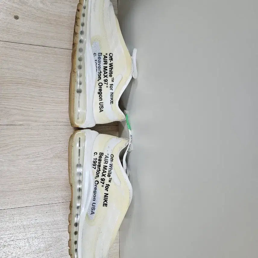 [BUNJANG] Nike Air Max 97 Off-White (AJ4585-100) Sneakers / [250mm]나이키 에어맥스97 오프화이트(AJ4585-100)