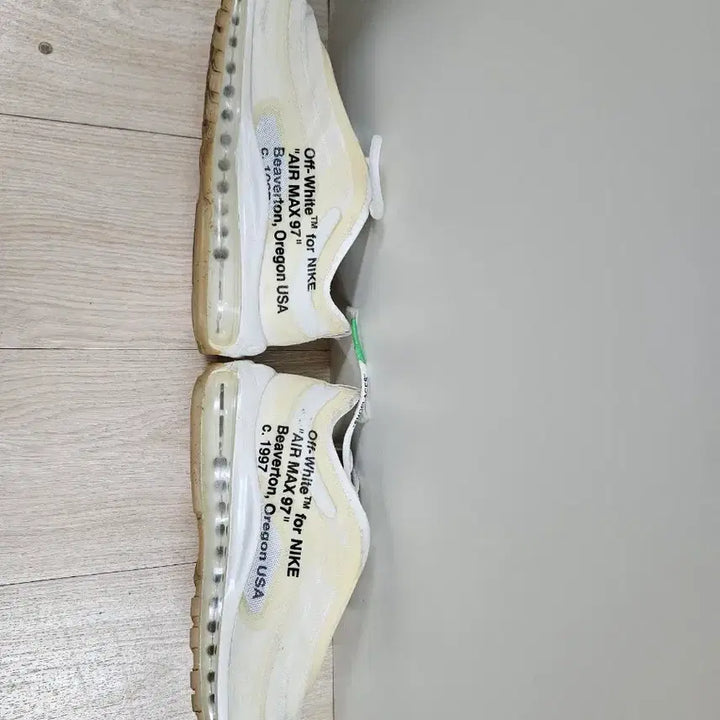[BUNJANG] Nike Air Max 97 Off-White (AJ4585-100) Sneakers / [250mm]나이키 에어맥스97 오프화이트(AJ4585-100)