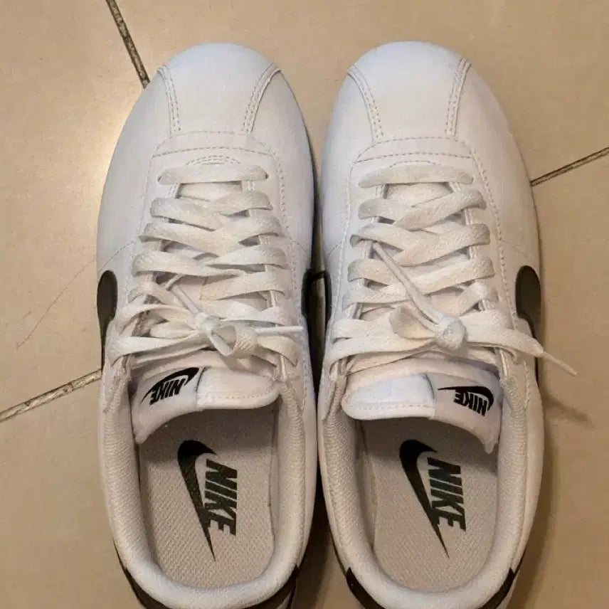 [BUNJANG] Nike Cortez / 나이키 코르테즈 235