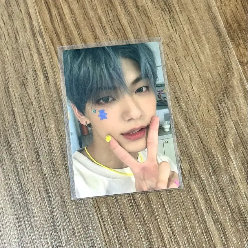 [SOLD OUT] 투바투 알 수빈 포카 양도 연준 범규 태현 휴닝 럭드 엠투유 사웨 파스테