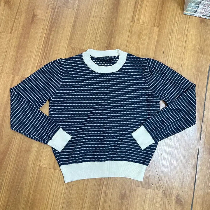 [BUNJANG] Olive Des Olive Striped Knit Top / 올리브데올리브 가로줄 니트티 89(55-66)