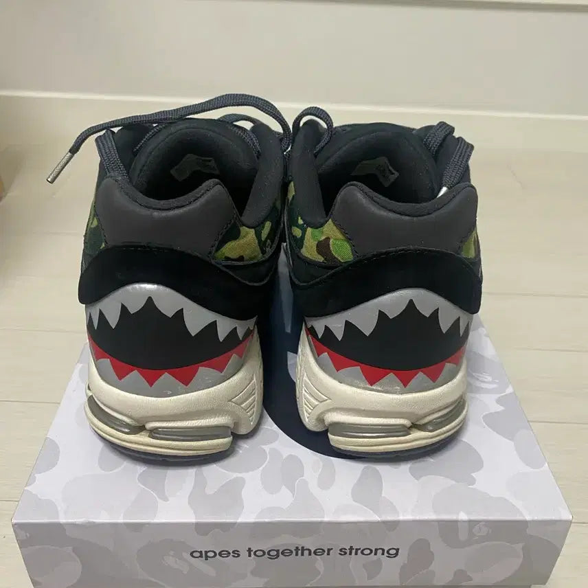 [BUNJANG] New Balance x BAPE 2002 Camo Sneakers / 뉴발란스 x 베이프 2002  (285)