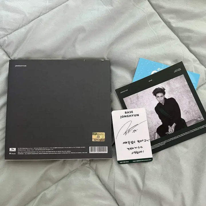 [BUNJANG] Jonghyun BASE Album + Photocard / 종현 BASE 앨범 + 포카