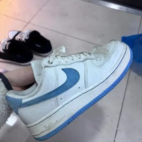 [BUNJANG] Nike Air Force LXX Sneakers / 나이키 에어포스 LXX