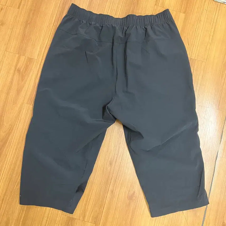 [BUNJANG] Adidas 7-part Training Shorts / 아이다스 7부 트레이닝반바지
