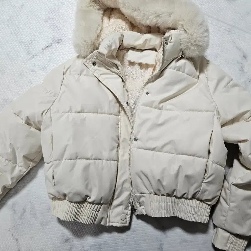 [BUNJANG] Raraholy Ivory Fur Hooded Short Padded Jacket / Raraholy 아이보리 퍼 후드 숏패딩