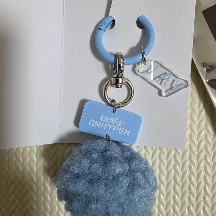 [BUNJANG] BESIDE ENHYPEN Jay Keyring / 미개봉[BESIDE:ENHYPEN]키링 제이