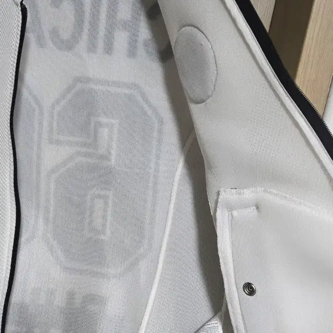[BUNJANG] Chicago Bulls White Mesh Vest / 시카고불스 화이트 메쉬 조끼