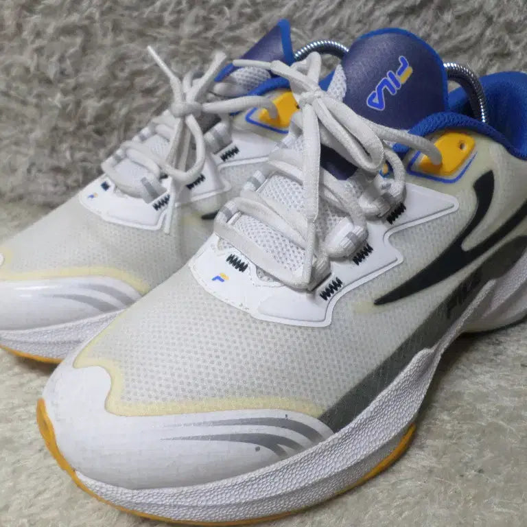 [BUNJANG] Fila Running Shoes / 후루룩구제 255 휠라 운동화 런닝화 중고 신발