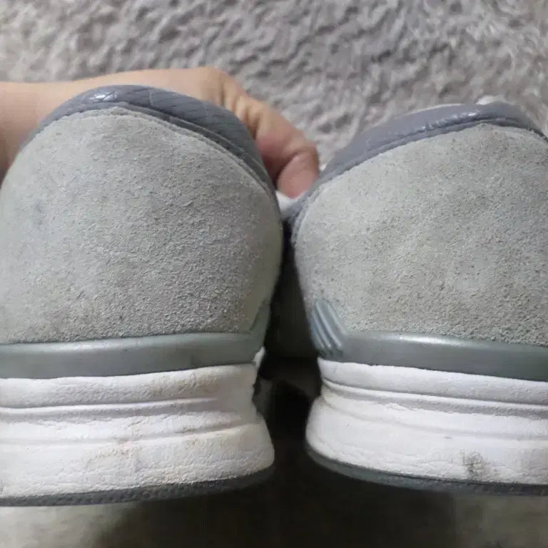 [BUNJANG] New Balance 697 Gray Sneakers / 후루룩구제 270 뉴발란스 697 그레이 운동화 중고 신발