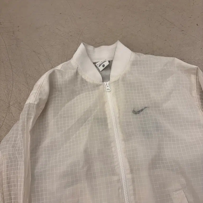 [BUNJANG] Nike Big Logo See-through Windbreaker / 나이키 빅로고 시스루 바람막이