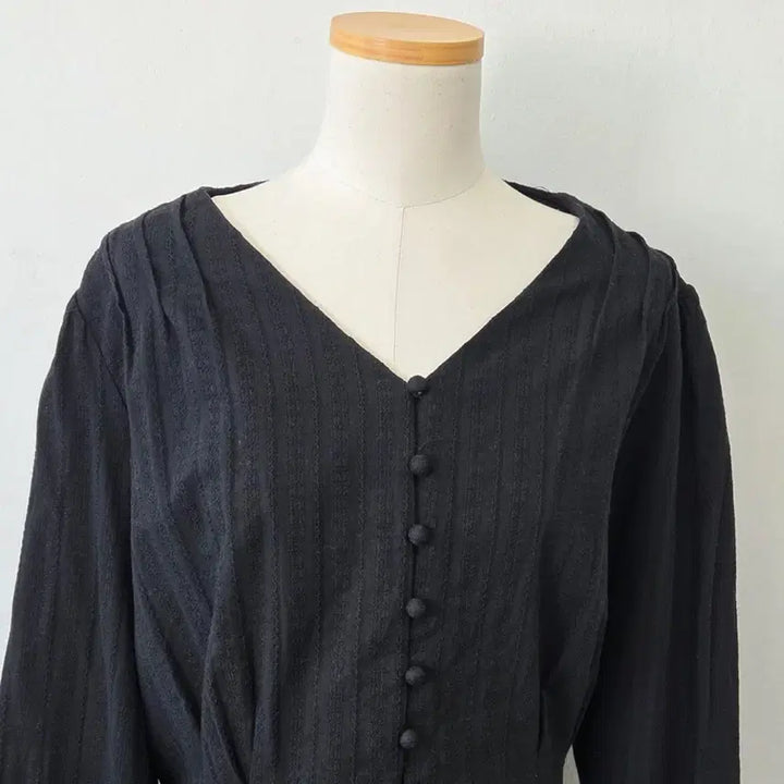 [BUNJANG] RIRI n CO Black Blouse / 빈티지 만원샵 RIRI n CO 블랙 블라우스