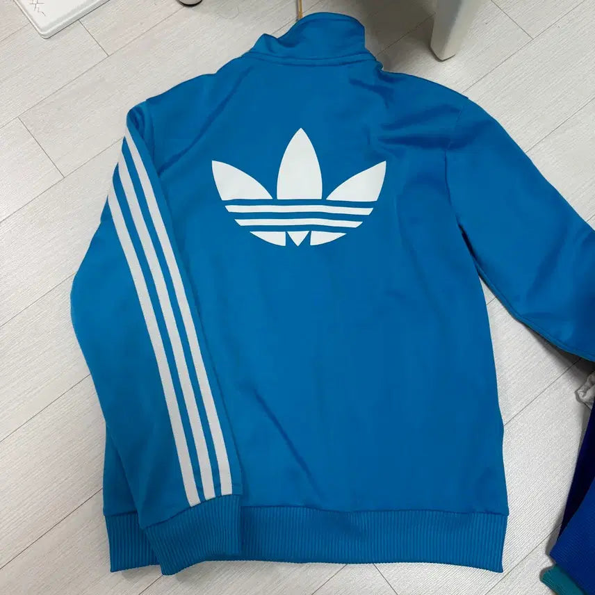 [BUNJANG] Adidas Jennie Old School Jersey Top / 아디다스 제니 져지 구파 올드스쿨 블루 하늘 화이트
