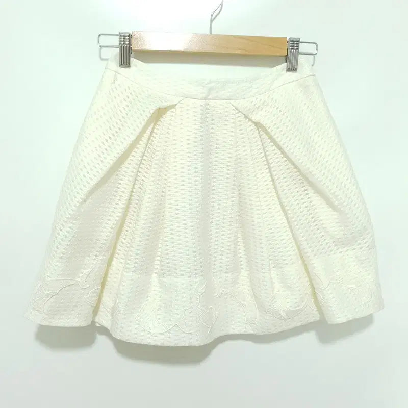 [BUNJANG] O!zocen Dolphin Skirt / 오즈세컨 돌핀 스커트 44_i4645